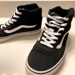 VANS WARD HIGH-TOP SNEAKER - WOMEN'S (size 9.5)